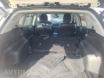 2020 Jeep Compass Latitude w/Sun & Wheel Pkg – miniatura 16