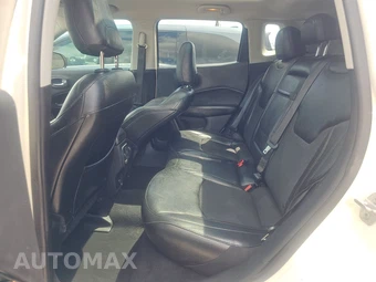 2020 Jeep Compass Latitude w/Sun & Wheel Pkg - miniatura 13
