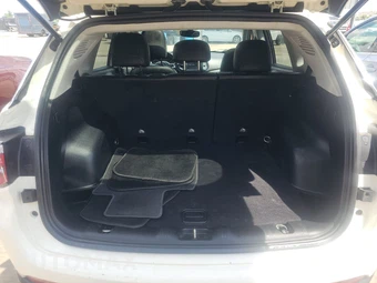 2020 Jeep Compass Latitude w/Sun & Wheel Pkg - miniatura 16
