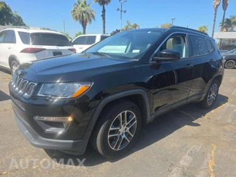 2020 Jeep Compass Latitude w/Sun & Wheel Pkg