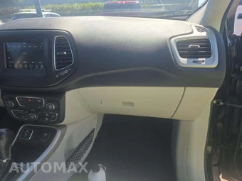 2020 Jeep Compass Latitude w/Sun & Wheel Pkg – miniatura 19