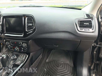 2020 Jeep Compass Limited - miniatura 16