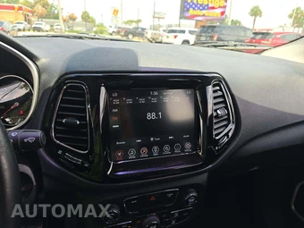 2020 Jeep Compass Limited - miniatura 10