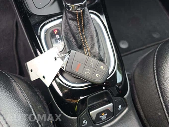 2020 Jeep Compass Limited - miniatura 8