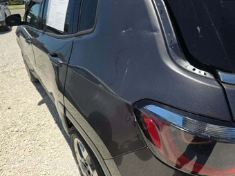2020 Jeep Compass Limited – miniatura 27