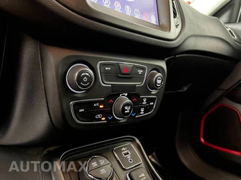 2020 Jeep Compass Trailhawk - miniatura 13