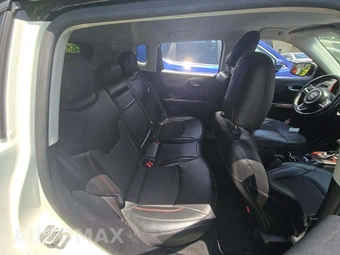 2020 Jeep Compass Trailhawk - miniatura 16