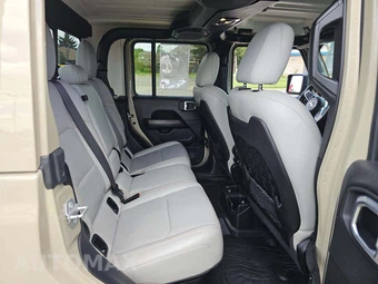 2020 Jeep Gladiator Mojave Crew Cab Medium Bed - miniatura 16