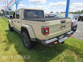 2020 Jeep Gladiator Mojave Crew Cab Medium Bed - miniatura 2