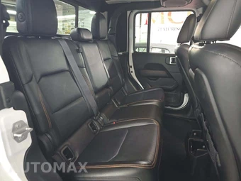 2020 Jeep Gladiator Mojave Crew Cab Medium Bed - miniatura 16