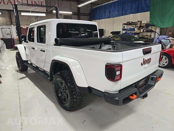 2020 Jeep Gladiator Mojave Crew Cab Medium Bed - miniatura 2