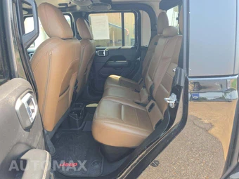 2020 Jeep Gladiator Overland Crew Cab Medium Bed - miniatura 10