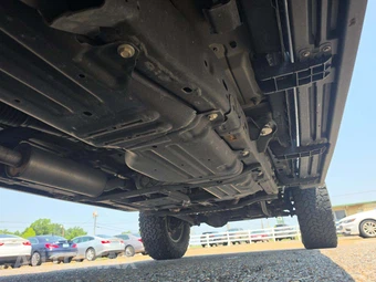 2020 Jeep Gladiator Overland Crew Cab Medium Bed - miniatura 14