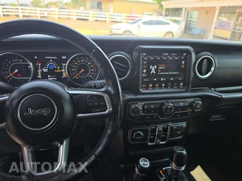 2020 Jeep Gladiator Overland Crew Cab Medium Bed - miniatura 7