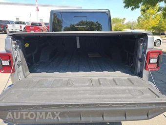 2020 Jeep Gladiator Overland Crew Cab Medium Bed - miniatura 11