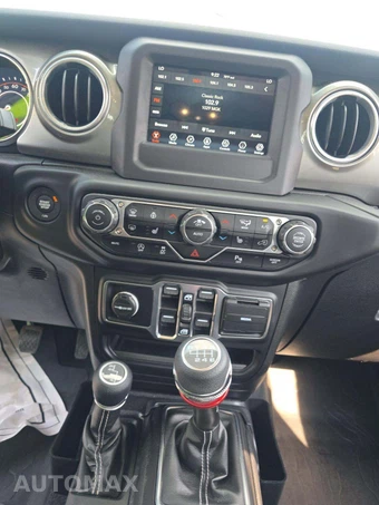 2020 Jeep Gladiator Overland Crew Cab Medium Bed - miniatura 10