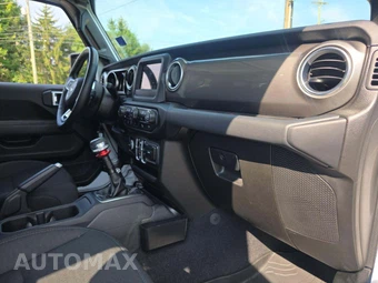2020 Jeep Gladiator Overland Crew Cab Medium Bed - miniatura 19
