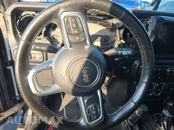 2020 Jeep Gladiator Overland Crew Cab Medium Bed - miniatura 10