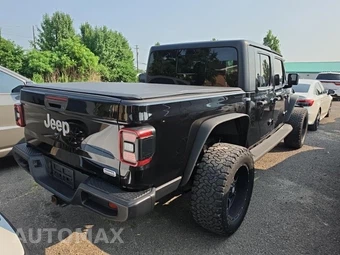 2020 Jeep Gladiator Overland Crew Cab Medium Bed - miniatura 4