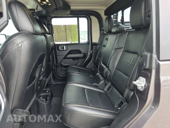 2020 Jeep Gladiator Overland Crew Cab Medium Bed - miniatura 13