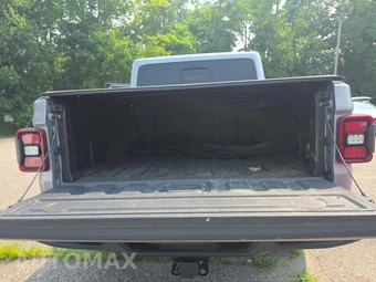 2020 Jeep Gladiator Overland Crew Cab Medium Bed - miniatura 14