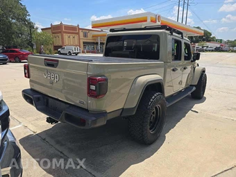 2020 Jeep Gladiator Overland Crew Cab Medium Bed - miniatura 3