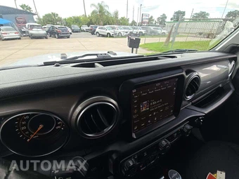 2020 Jeep Gladiator Overland Crew Cab Medium Bed - miniatura 10