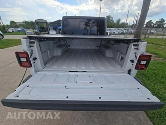 2020 Jeep Gladiator Overland Crew Cab Medium Bed - miniatura 14