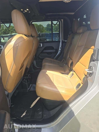 2020 Jeep Gladiator Overland Crew Cab Medium Bed - miniatura 10
