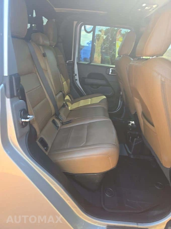 2020 Jeep Gladiator Overland Crew Cab Medium Bed - miniatura 13
