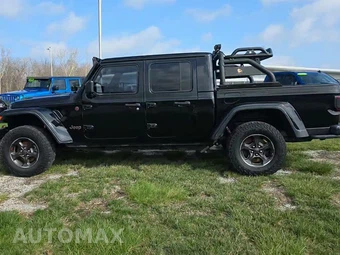 2020 Jeep Gladiator Rubicon Crew Cab Medium Bed - miniatura 3
