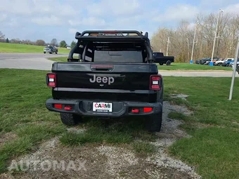 2020 Jeep Gladiator Rubicon Crew Cab Medium Bed - miniatura 4