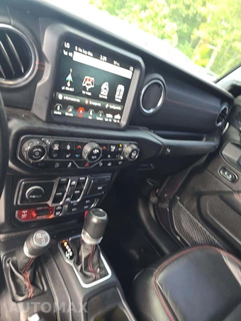 2020 Jeep Gladiator Rubicon Crew Cab Medium Bed - miniatura 10