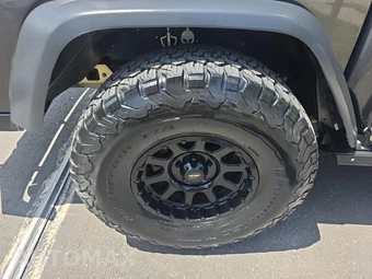 2020 Jeep Gladiator Rubicon Crew Cab Medium Bed - miniatura 10