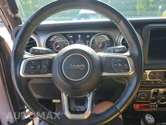 2020 Jeep Gladiator Rubicon Crew Cab Medium Bed - miniatura 10