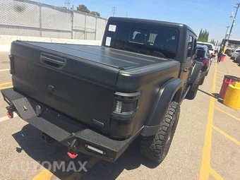 2020 Jeep Gladiator Rubicon Crew Cab Medium Bed - miniatura 4