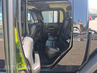 2020 Jeep Gladiator Rubicon Crew Cab Medium Bed - miniatura 10
