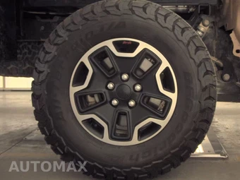 2020 Jeep Gladiator Rubicon Crew Cab Medium Bed - miniatura 11