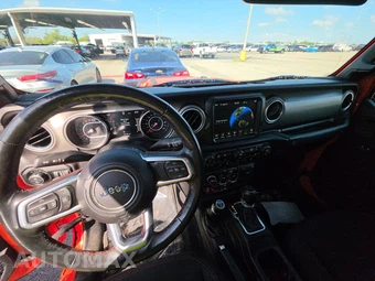 2020 Jeep Gladiator Rubicon Crew Cab Medium Bed - miniatura 17