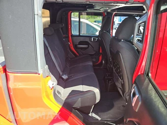 2020 Jeep Gladiator Rubicon Crew Cab Medium Bed - miniatura 16