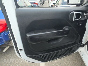 2020 Jeep Gladiator S Edition Crew Cab Medium Bed - miniatura 9