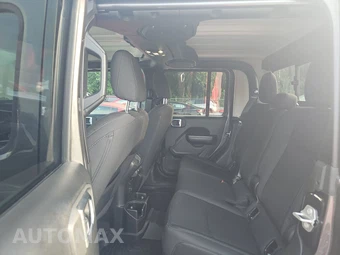 2020 Jeep Gladiator S Edition Crew Cab Medium Bed - miniatura 13
