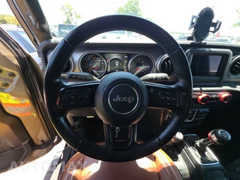 2020 Jeep Gladiator S Edition Crew Cab Medium Bed - miniatura 4