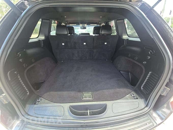 2020 Jeep Grand Cherokee Altitude Edition - miniatura 14