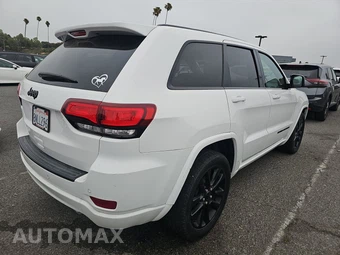 2020 Jeep Grand Cherokee Altitude Edition - miniatura 4