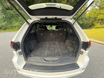 2020 Jeep Grand Cherokee Altitude Edition - miniatura 12