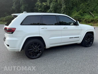 2020 Jeep Grand Cherokee Altitude Edition - miniatura 7