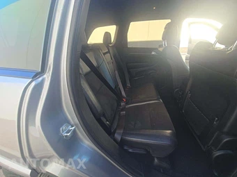 2020 Jeep Grand Cherokee Altitude Edition - miniatura 13