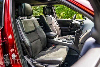 2020 Jeep Grand Cherokee Altitude Edition - miniatura 25