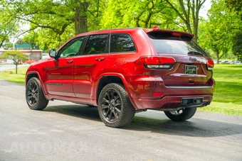 2020 Jeep Grand Cherokee Altitude Edition - miniatura 7